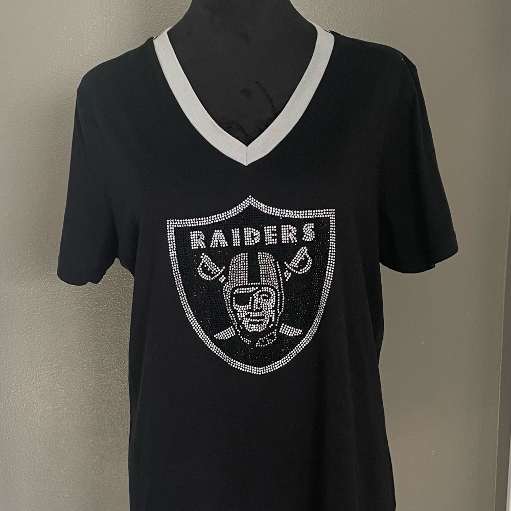 Women's Raiders Black V-Neck Short Sleeve Tee